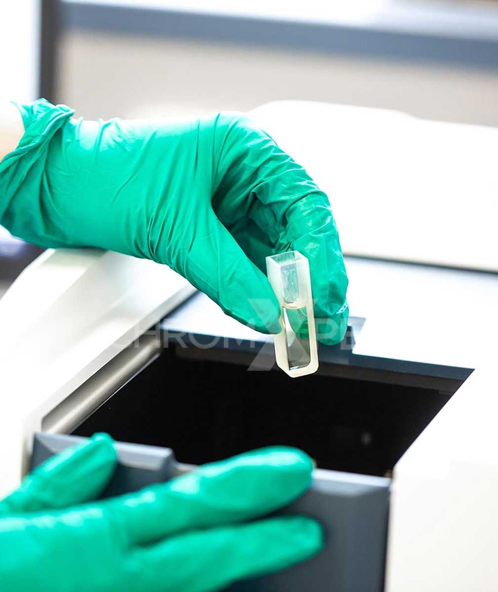 ChromXpert Floresan Kuvars Spektrofotometre Küveti - Mikro 0,7 mL 3
